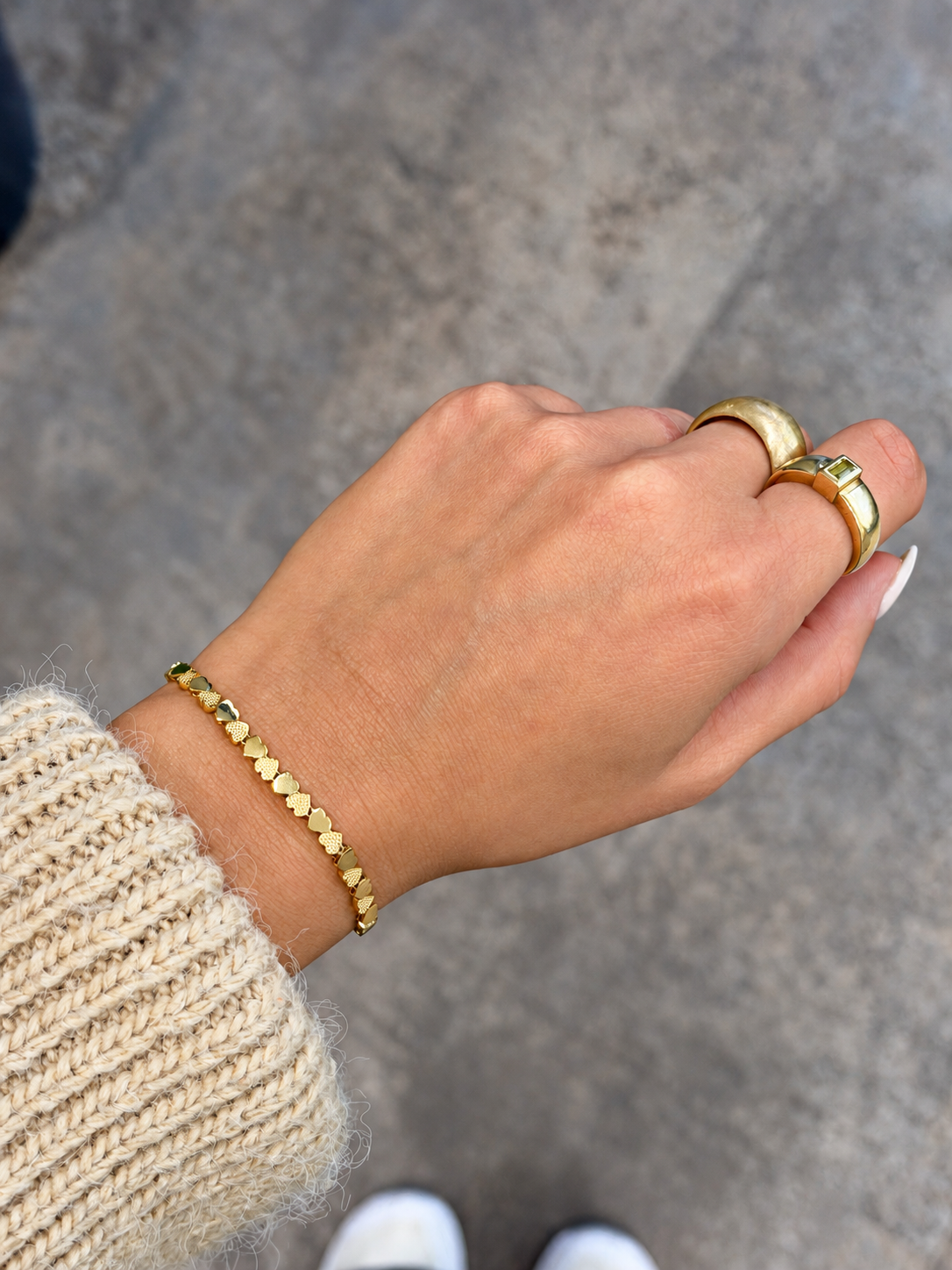 Charm-Armband Yasemin aus 14 Karat Gold – Ansicht 3