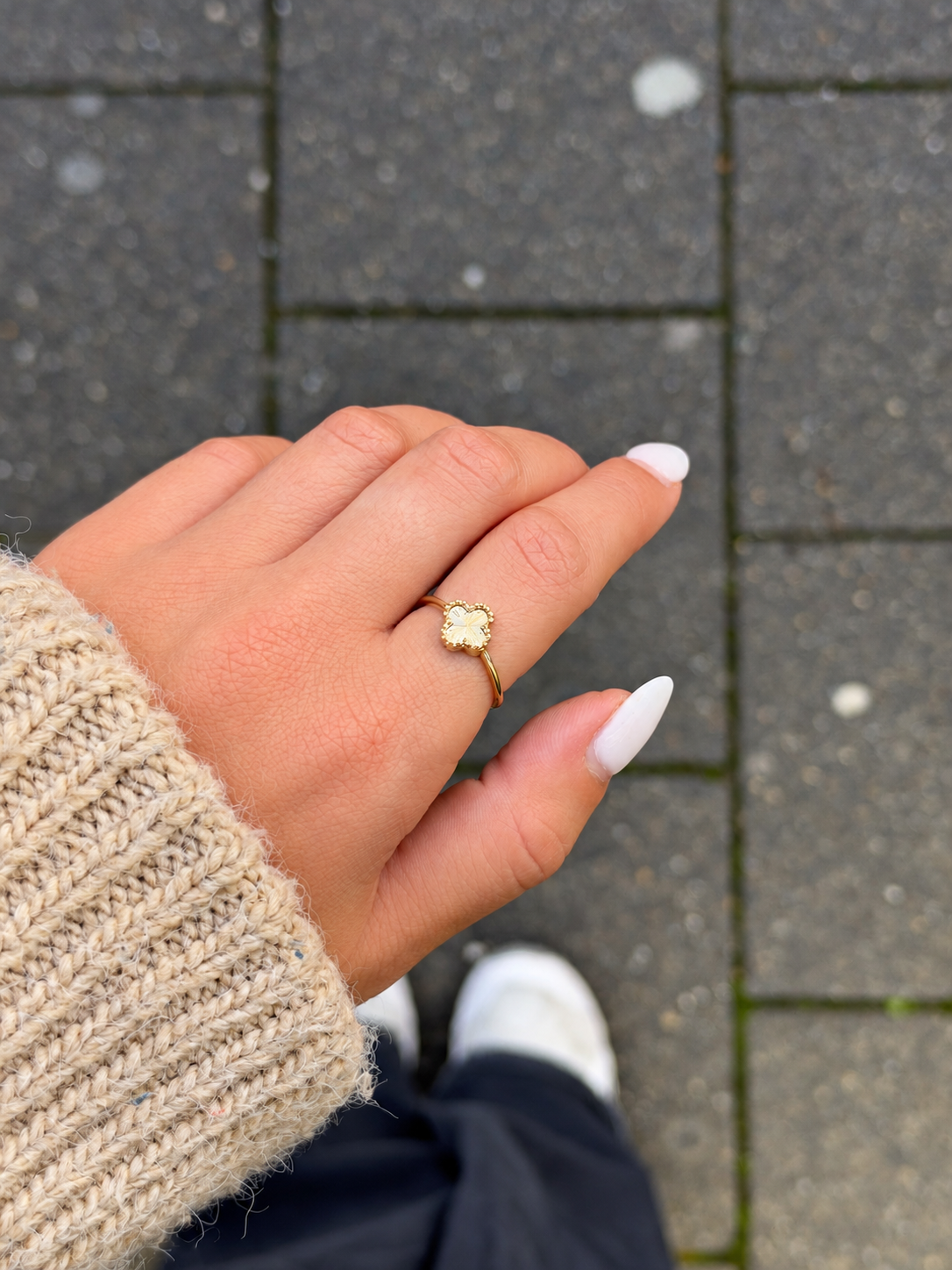 Goldring Liora aus 585er Gold – Ansicht 2