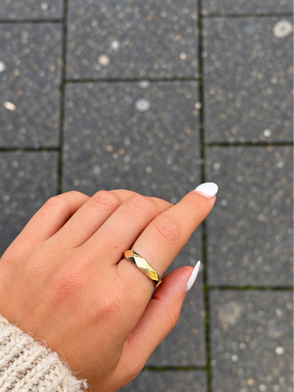 Goldring Talia aus 585er Gold – Ansicht 2