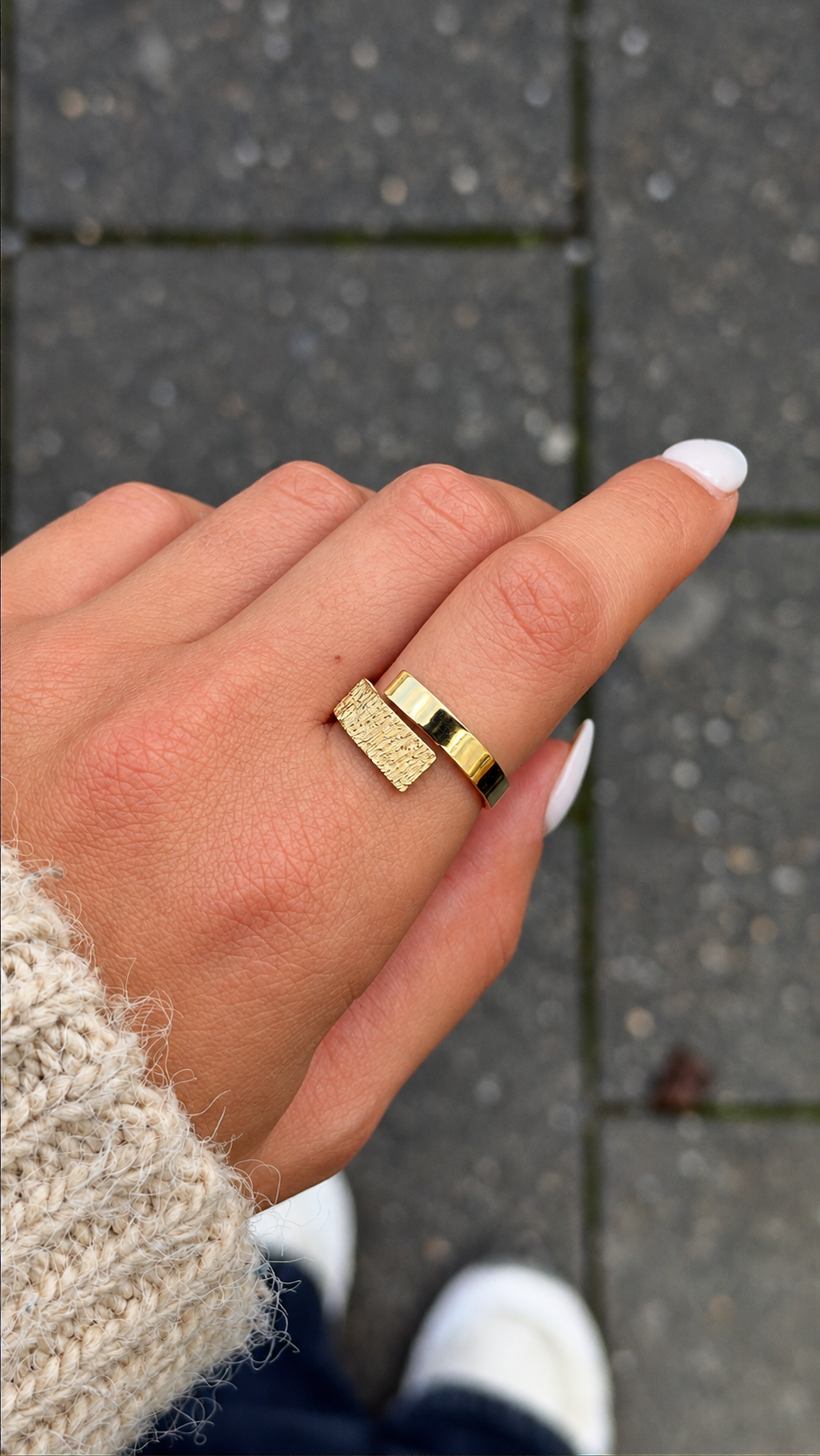 Goldring Elara aus 585er Gold